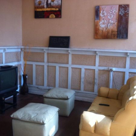 Hostal Chacabuco Santiago du Chili Extérieur photo